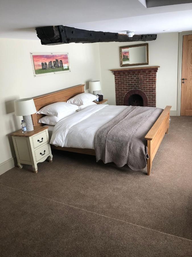 The Peppermill Town House Hotel & Restaurant Devizes Buitenkant foto