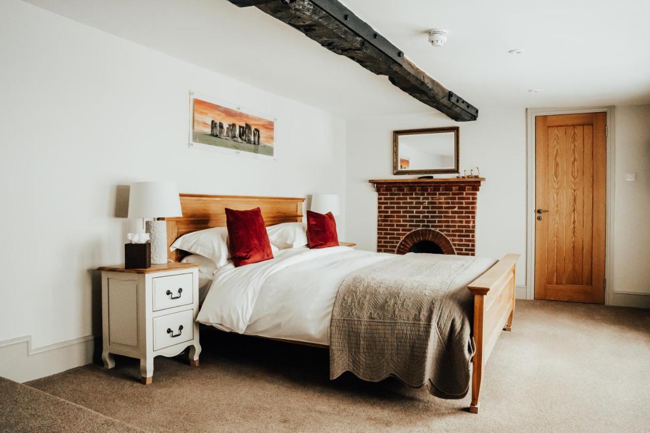 The Peppermill Town House Hotel & Restaurant Devizes Buitenkant foto