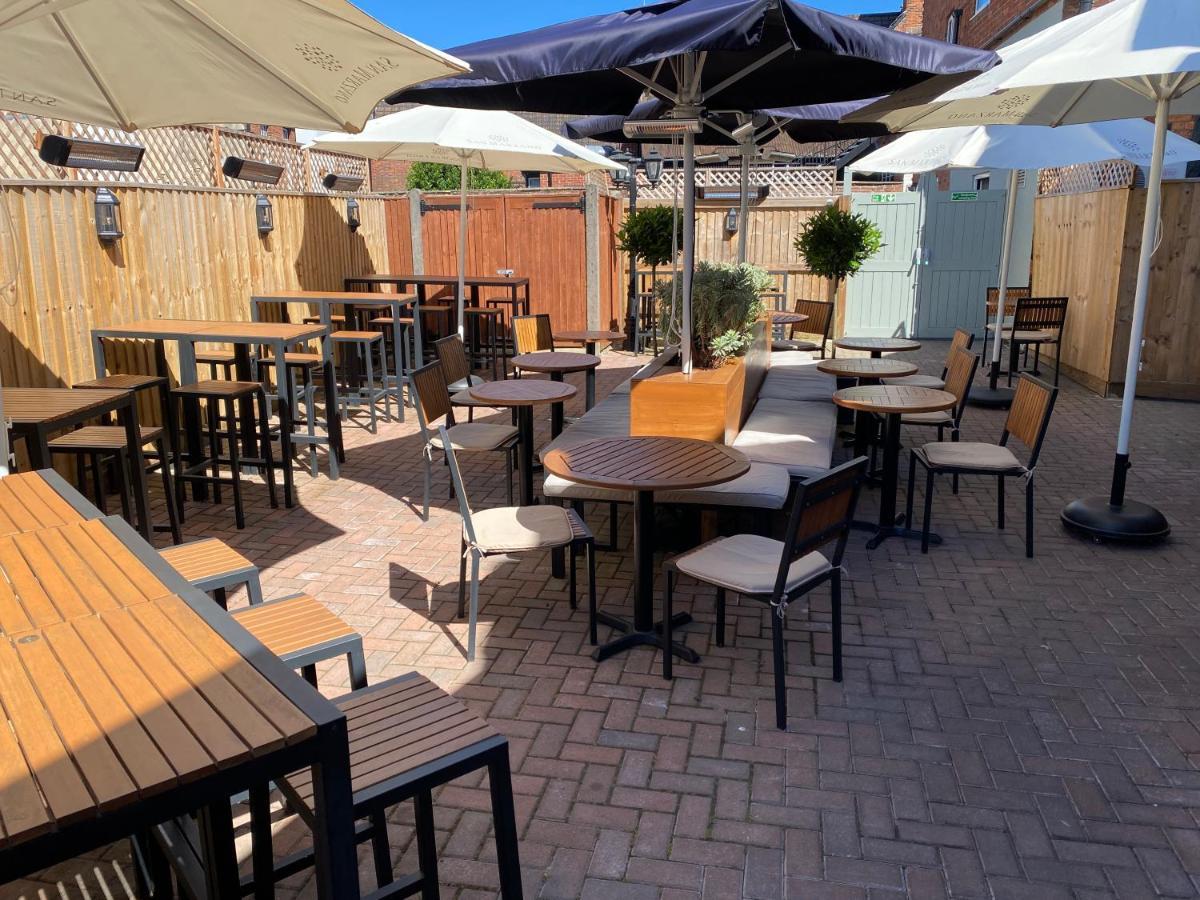 The Peppermill Town House Hotel & Restaurant Devizes Buitenkant foto